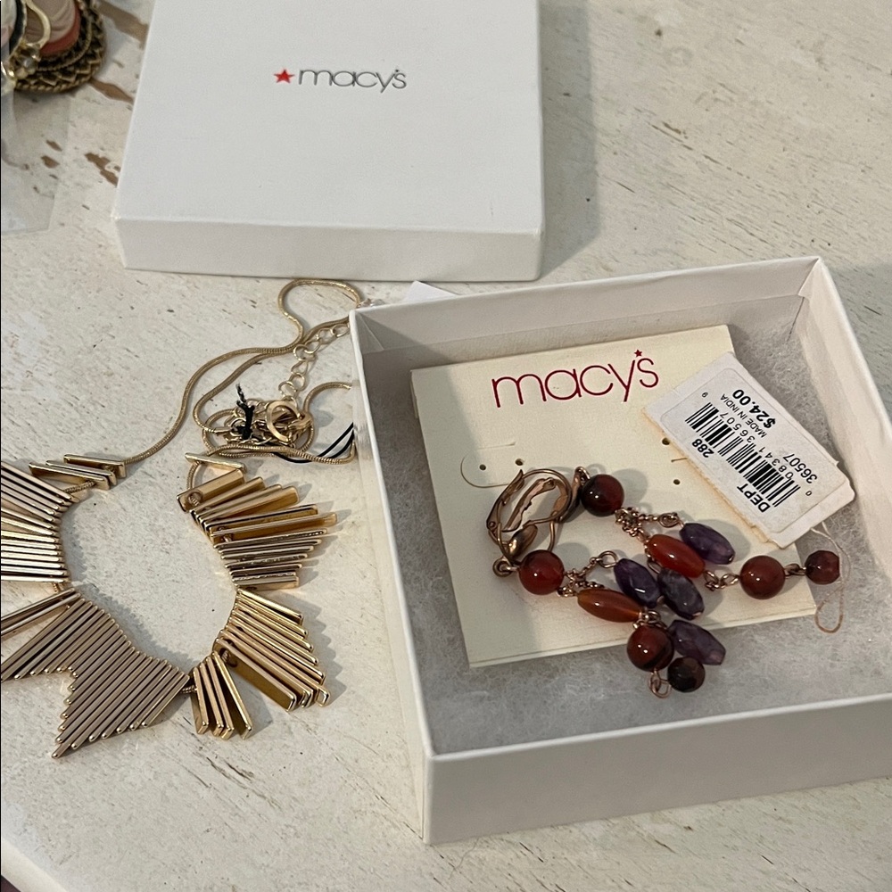 NWT Bay to Baubles necklace & Macys earrings